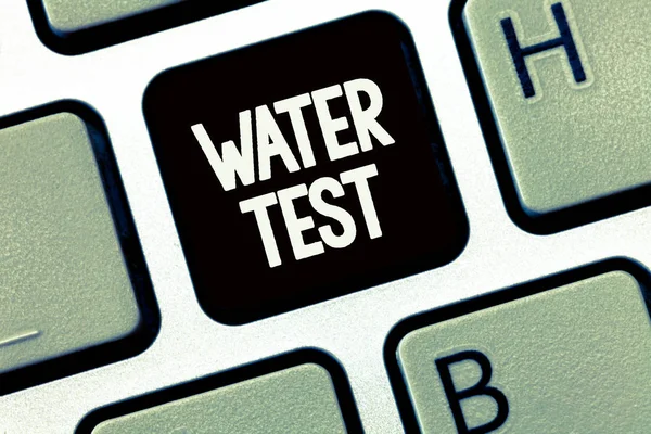 Text rukopisu psaní vody Test. pojetí znamená odběr vzorků z různých melodických proudech a analýza jejich kvality — Stock fotografie