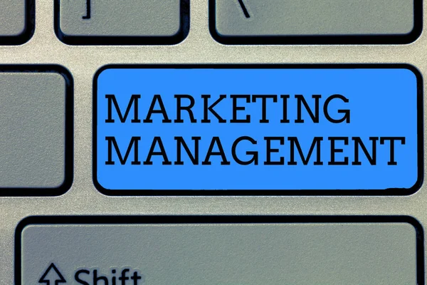 Textzeichen mit Marketing Management. Konzeptfoto Werben für ein neues Produkt oder eine neue Dienstleistung — Stockfoto