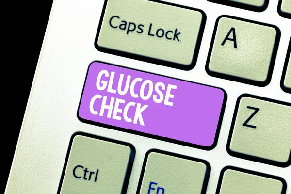 Texto de escritura a mano Glucosa Check. Concepto que significa Procedimiento que mide la cantidad de azúcar en la sangre — Foto de Stock