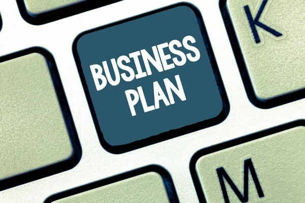 Texte manuscrit Business Plan. Concept signifiant Stratégie structurelle Buts et objectifs Projections financières — Photo