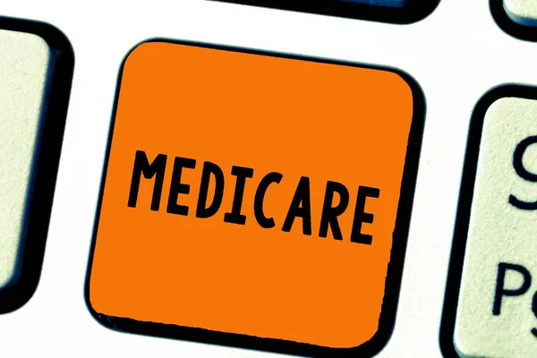 Writing note showing Medicare. Business photo showcasing federal government plan in us for paying certain hospital — Stock Photo, Image