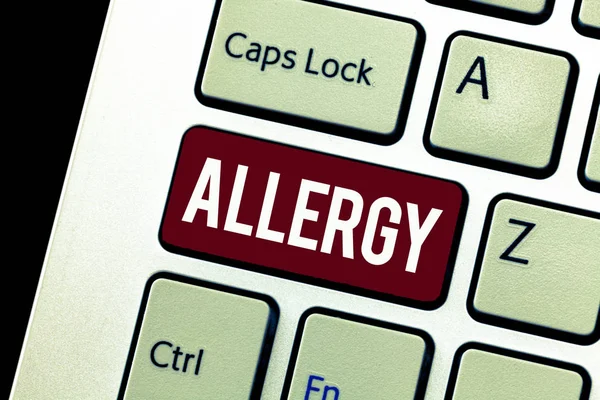 Ordet skriva text allergi. Affärsidé för Hypersensitive av immunförsvaret mot visst ämne — Stockfoto