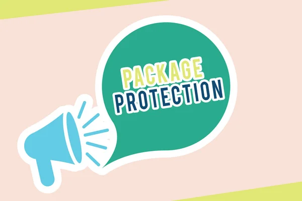 ワードライティングテキストパッケージ保護。損傷を避けるためのアイテムのラッピングと保護のためのビジネスコンセプトラベル付きボックス — ストック写真