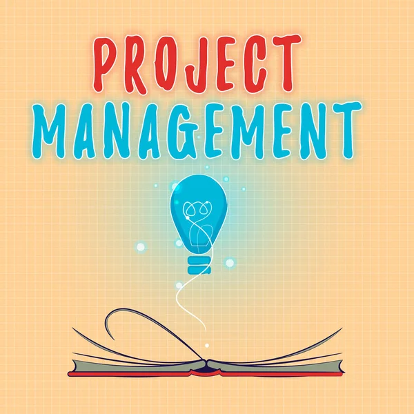 Segno di testo che mostra Project Management. Foto concettuale Capacità di processo applicativo per raggiungere obiettivi e obiettivi — Foto Stock