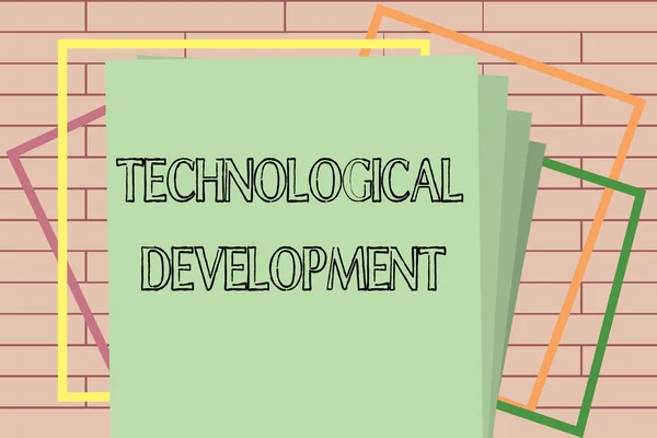 Text rukopisu psaní technologického rozvoje. Koncept význam inovací do hotového produktu nebo vynález — Stock fotografie