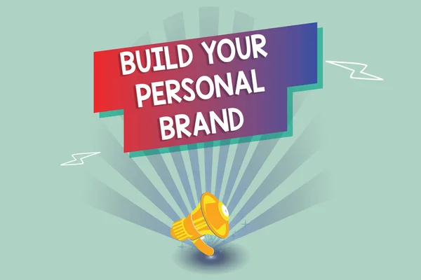 Tanda teks menunjukkan Build Your Personal Brand. Foto konseptual Praktik menampilkan pemasaran sendiri — Stok Foto