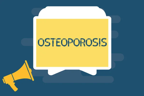 Escribir texto a mano Osteoporosis. Concepto de condición médica en la que los huesos se vuelven frágiles y frágiles —  Fotos de Stock