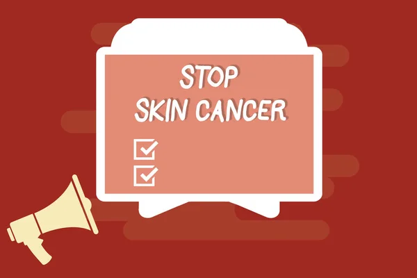 Znak tekstowy Wyświetlono zatrzymać raka skóry. Koncepcyjne zdjęcie przedłużyć unikanie ekspozycji na promieniowanie ultrafioletowe — Zdjęcie stockowe