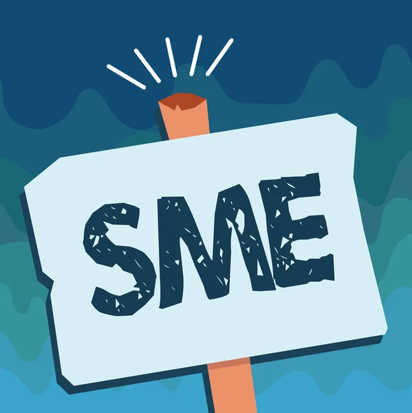 Handgeschreven tekst KMO. Concept, wat betekent dat bedrijf met niet meer dan 500 werknemers kleine middelgrote ondernemingen — Stockfoto