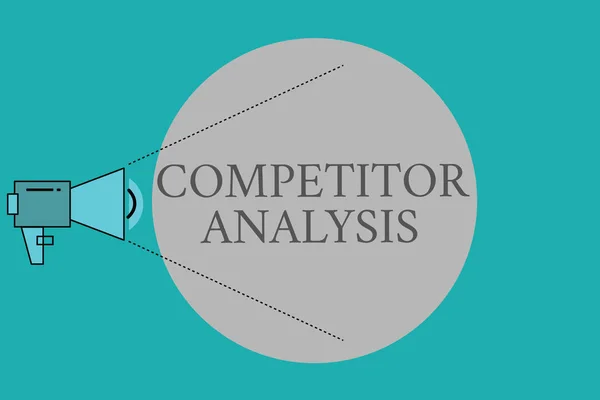 Escritura manual conceptual que muestra el análisis de la competencia. Texto de la foto de negocios Determinar la fuerza Debilidad del mercado competitivo — Foto de Stock