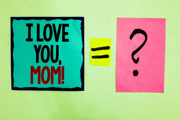 私は愛あなたのお母さんを示すテキスト記号。概念的な写真愛するメッセージ感情愛情暖かい宣言ブラック裏地手書きメモ中間 queal 黒ピンク ページ疑問符. — ストック写真