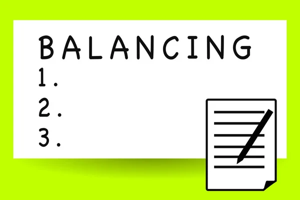 Escritura de texto a mano Equilibrio. Concepto que significa poner algo en una posición estable para que no caiga Hoja de papel de almohadilla con líneas y bolígrafo de margen en la esquina superior Flip . — Foto de Stock