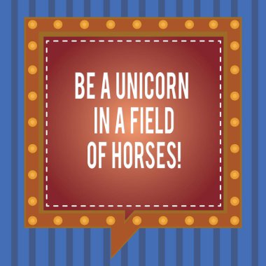 Word yazı metni tek boynuzlu atların bir alanda olması. İş kavramı için özel kare konuşma kabarcıklar içinde başka bir kırık çizgiler daireler sınırları olarak ile olan fark yaratır.