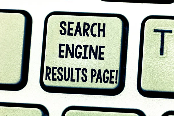Signo de texto que muestra la página de resultados del motor de búsqueda. Foto conceptual Sitio web creado para mostrar el resultado de la búsqueda Teclado clave Intención de crear mensaje de ordenador pulsando el teclado idea . — Foto de Stock