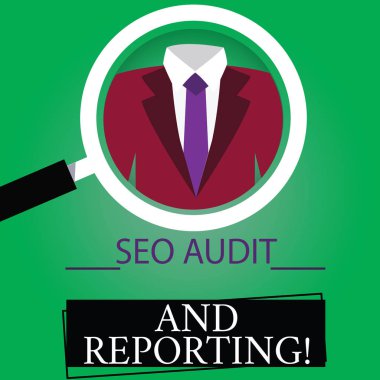 SEO Denetim ve raporlama gösterilen metin işareti. Kavramsal fotoğraf arama motoru optimizasyonu gözden geçirme geri bildirim Büyüteç fotoğraf büyütme teftiş bir smokin ve etiket etiket altında.