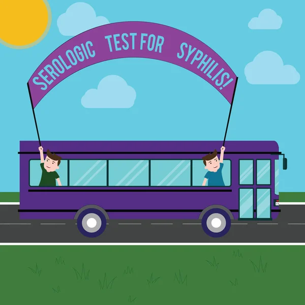 Znak tekstowy Wyświetlono serologicznych testów do syfilis. Koncepcyjne zdjęcie badań laboratoryjnych w celu przeniesienia zakażenia drogą płciową chorobę dwa dzieci wewnątrz autobusu szkolnego trzymając się transparent z kijem na wycieczkę. — Zdjęcie stockowe