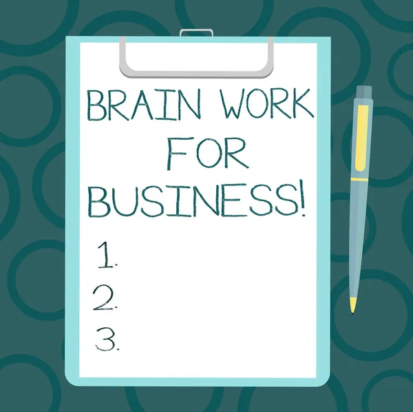 Note d'écriture montrant Brain Work For Business. Photo d'affaires montrant le remue-méninges pensée créative d'inspiration d'emploi Feuille de papier d'obligation sur presse-papiers avec espace de texte de stylo à bille . — Photo