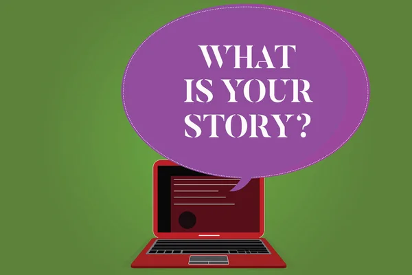 Word schrijven tekst wat Is uw Storyquestion. Businessconcept voor vertellen ons uw achtergrond en leven ervaringen certificaat lay-out op het scherm van de Laptop en lege Halftone-kleur tekstballon. — Stockfoto