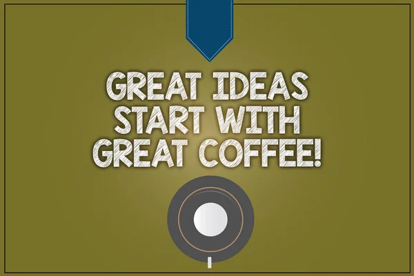 Znak tekstowy Wyświetlono świetne pomysły Start z pyszną kawą. Koncepcyjne zdjęcie ma gorący napój, aby uzyskać zdjęcie inspirowane Kawa filiżanki spodek Top View odbicie na puste kolor Snap Planner. — Zdjęcie stockowe