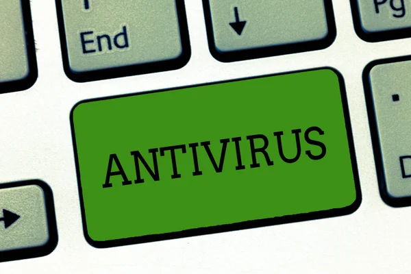 Kavramsal el Antivirus gösterilen yazma. Algılamak ve bilgisayar virüsleri klavye bilgisayar ileti tuş takımı fikir oluşturmak için niyeti yok etmek için tasarlanmış yazılım vitrine iş fotoğraf.