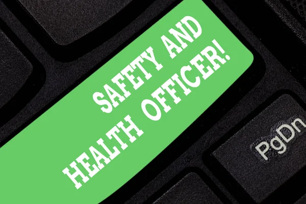 安全性と衛生官のテキストの書き込みを単語します。セキュリティ産業労働者安全工学キーボード キー キーパッドのアイデアを押すとコンピューターのメッセージを作成する意思のビジネス コンセプト. — ストック写真