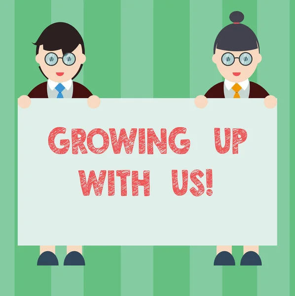 Handgeschreven tekst schrijven Growing Up met ons. Concept, wat betekent dat help-hulp bieden om uw bedrijf groeien van mannelijke en vrouwelijke in uniforme permanent Holding Placard Banner tekst spatie. — Stockfoto