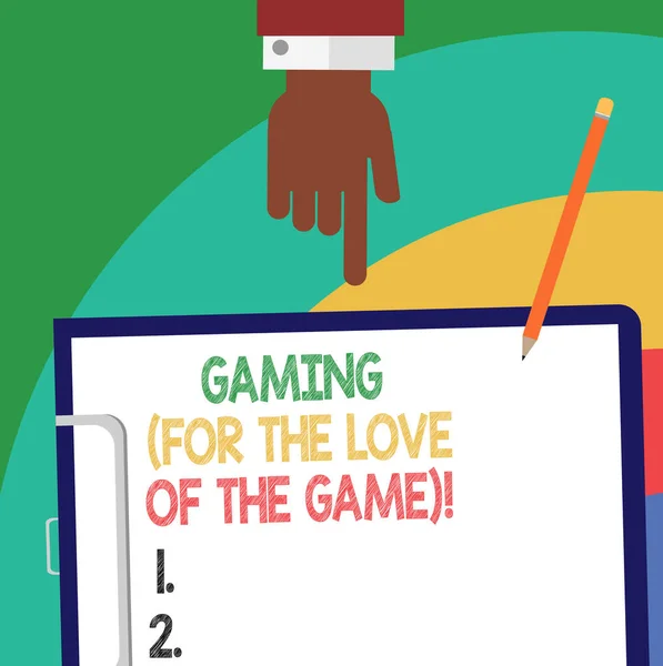 A kézírás szöveg Gaming az a szeretet, a játék. Koncepció, azaz új technológiák stratégiai szórakoztató Hu elemzés kéz mutató le a vágólap üres Bond papír és ceruza. — Stock Fotó