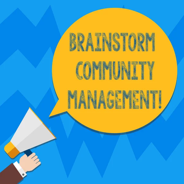 Ordet skriver text Brainstorm Community Management. Affärsidé för organisering och föreslå affärsstrategi Hu analys Hand Holding Megaphone tom runda färg pratbubblan foto. — Stockfoto