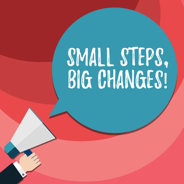 Word writing text Small Steps Big Changes. Business concept for Make little things to accomplish great goals Hu analysis Hand Holding Megaphone Blank Round Color Speech Bubble photo. — Stock Photo, Image