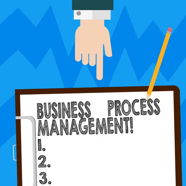 Word tekst intoetsen Business Process Management. Businessconcept voor de Discipline van de verbetering van een bedrijfsproces Hu analyse Hand wijzen naar beneden naar Klembord met lege Bond papier en potlood. — Stockfoto