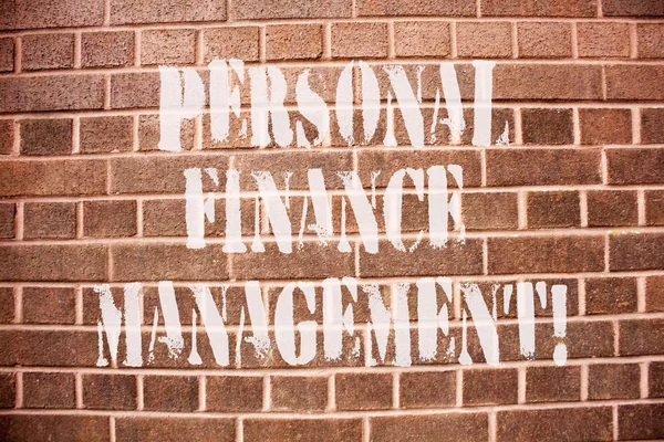 Segno di testo che mostra la gestione delle finanze personali. Concettuale photo analysisaging entrate, spese e investimenti . — Foto Stock
