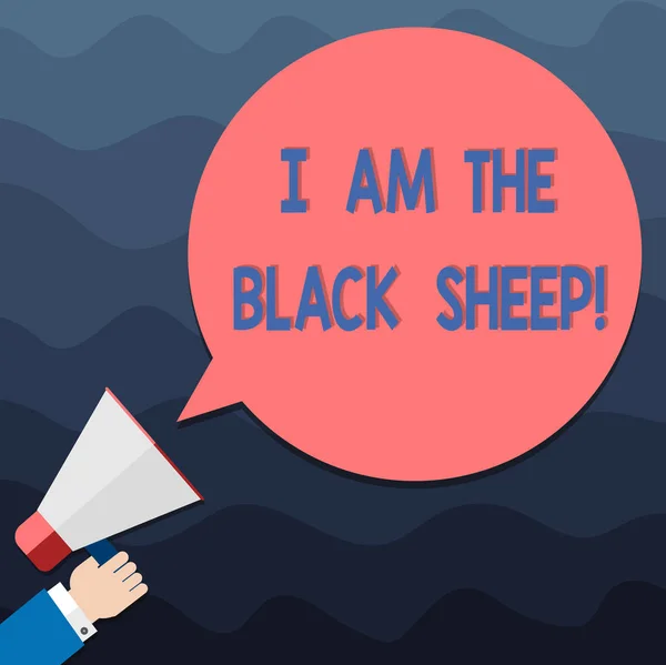 Znak textu zobrazeno I Am The Black Sheep. Konceptuální fotografie liší od ostatních originál unikátní fota Hu analýza ruka držící megafon prázdné kolo barva bublinu. — Stock fotografie