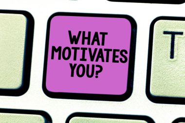 Ne motive marik gösterilen Not yazma. İş fotoğraf soran ne yaptırır nedeni vitrine klavye tuşuna basarak tuş takımı fikir bilgisayar ileti oluşturmak için niyet.