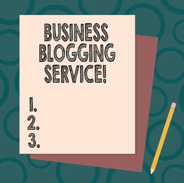 Penulisan tangan teks Business Blogging Service. Konsep yang berarti penerbitan isi bentuk singkat dari suatu bisnis Stack of Blank Berbeda Pastel Warna Konstruksi Bond Kertas dan Pensil . — Stok Foto