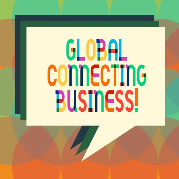 Текст для написания слов Global Connecting Business. Бизнес-концепция торговли товарами и услугами на международном уровне Стек речевых пузырей разного цвета . — стоковое фото