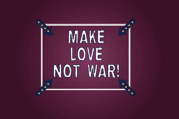 El yazısı metin Make Love Not War. Kavram anlam karşı kavga barış ve sevgi Meydanı anahat ile köşe okları içe dönük renk arka plan üzerinde sahibiz. — Stok fotoğraf