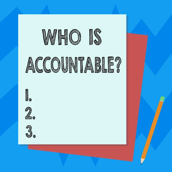 Írásbeli Megjegyzés mutatja ki van Accountablequestion. Bemutatják, hogy felelős vagy felelősséggel valamit verem a különböző pasztell szín konstrukció Bond papír ceruza, üzleti fotó. — Stock Fotó