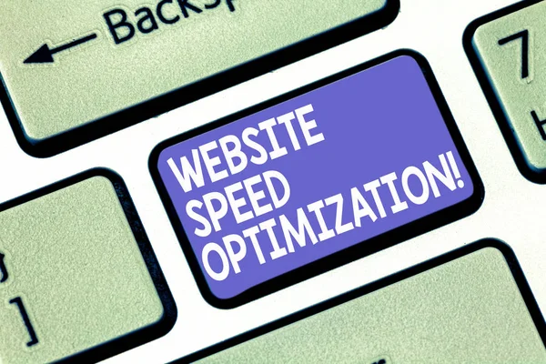 Word metin Web sitesi hız optimizasyonu yazma. İş hedefleri klavye tuşuna basarak tuş takımı fikir bilgisayar ileti oluşturmak için niyet sürmeyi geliştirin Web sitenizin hızı için iş kavramı. — Stok fotoğraf