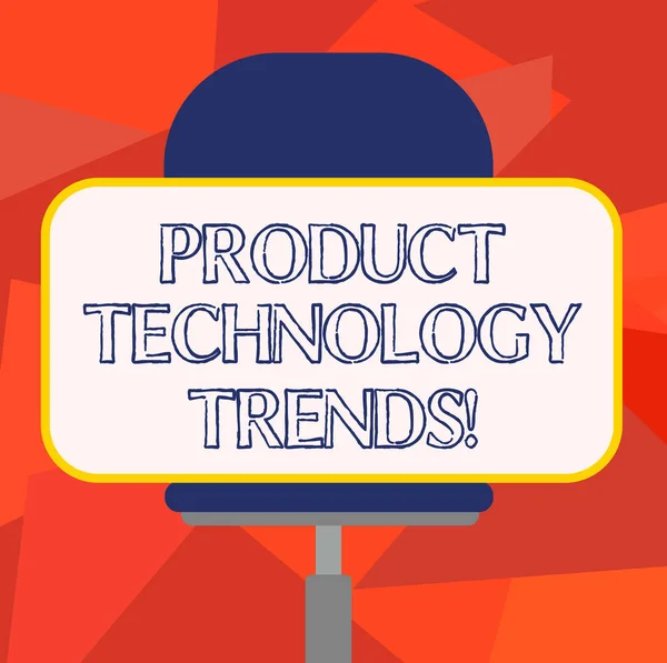 Woord schrijven tekst Product technologische Trends. Businessconcept voor gemakkelijk geaccepteerd op de markt worden populaire lege rechthoekige Shape Sticker zitten horizontaal op een draaistoel. — Stockfoto