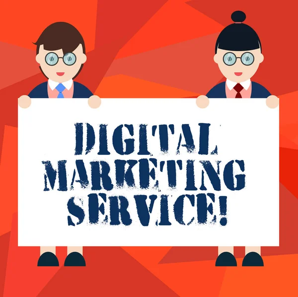 Texto de escritura de palabras Servicio de Marketing Digital. Concepto de negocio para servicios que utilizan canales digitales para llegar a los consumidores Hombre y Mujer en un espacio de texto de banner de plataforma en blanco con soporte uniforme . — Foto de Stock