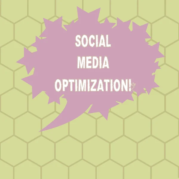 Conceptual hand writing showing Social Media Optimization. Business photo text Digital strategy Generate viral publicity Oval Color Speech Bubble with Stars as Outline Text Space.