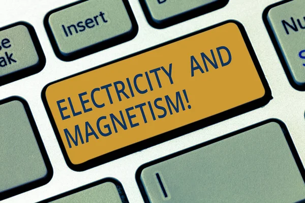 Escritura manual conceptual que muestra Electricidad y Magnetismo. Exhibición de fotos de negocios Encarna una sola fuerza electromagnética de núcleo Teclado clave Intención de crear una idea de mensaje de computadora . —  Fotos de Stock