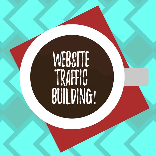 Tekst teken weergegeven: Website Traffic Building. Conceptuele foto cookies kunnen marketeers te volgen webgebruikers Top weergave van drinken Cup gevuld met drank op papier van de kleur foto. — Stockfoto