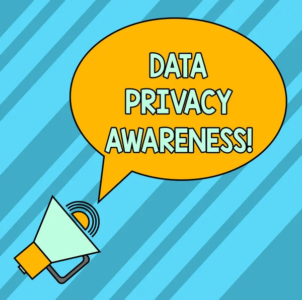 Word writing text Data Privacy Awareness. Business concept for Respecting privacy and protect what we share online Blank Oval Outlined Speech Bubble Text Balloon Megaphone with Sound icon. — Stockfoto