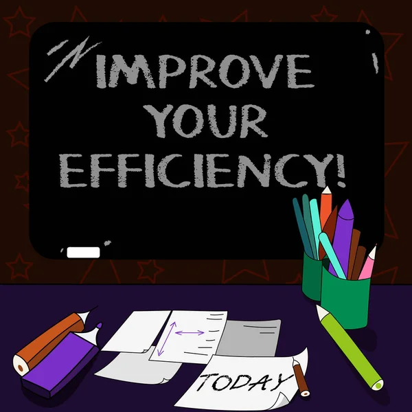 Escribir una nota que muestre Mejora tu eficiencia. La presentación de fotos de negocios aumenta la productividad al tiempo que ahorra tiempo Pizarra montada con herramientas de escritura de tiza Hojas en el escritorio . — Foto de Stock