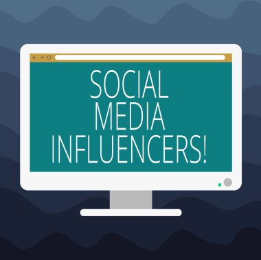 Sosyal medya Influencers gösterilen Not yazma. Kim ilerleme çubuğu ile onların bilgi boş bilgisayar masaüstü monitör renk ekran monte bir üne sahiptir gösterilen vitrine iş fotoğraf.