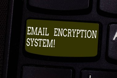 E-posta şifreleme sistemi gösterilen metin işareti. Kavramsal fotoğraf kimlik doğrulama mekanizmasının bir e-posta iletisi klavye tuşuna basarak tuş takımı fikir bilgisayar ileti oluşturmak için niyet.