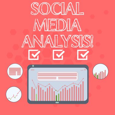 Sosyal Medya Analizi gösterilen metin işareti. Kavramsal fotoğraf toplama ve sosyal medya veri dijital karma, sütun satır veri grafik grafik Tablet ekranda değerlendirilmesi.