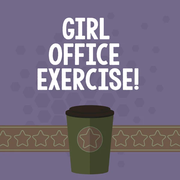 Texto de escritura Ejercicio Girl Office. Concepto que significa Promover la salud física en el trabajo para el personal de la oficina 3D Coffee To Go Cup con tapa de la tapa y estrellas en la tira de espacio de texto en blanco . — Foto de Stock