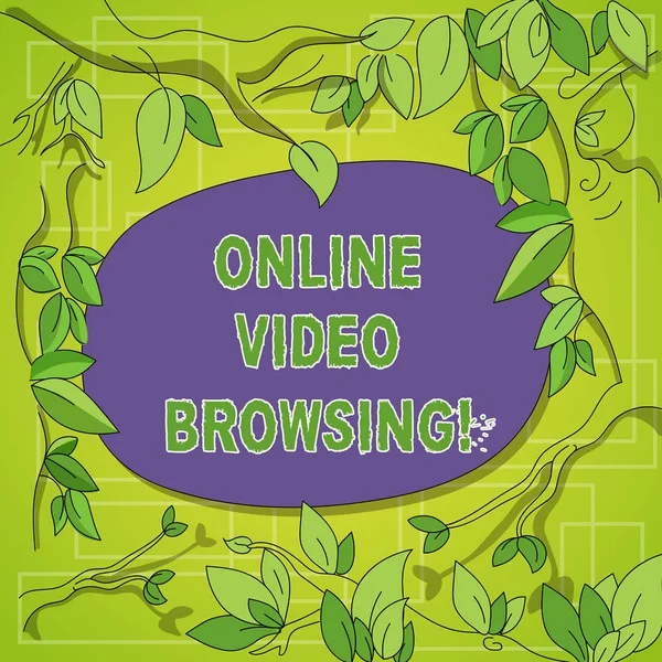 Megjegyzés: a bemutató Online videóinak szemöldök írás. Bemutató interaktív folyamat, a futást, videóinak tartalom fa ágai szétszórt elhagyja körülvevő színes szöveg szóközzel, üzleti fotó. — Stock Fotó
